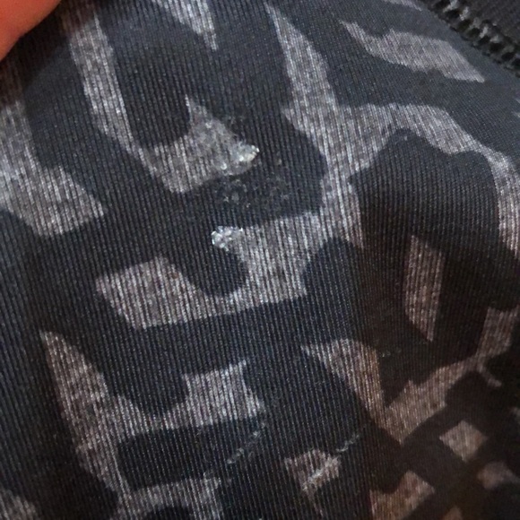 Lululemon running in the city mesh 7/8 - Picture 3 of 7